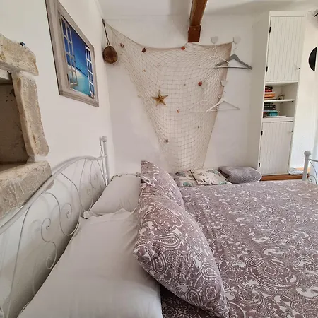 Adorable Palika Apartmán Vis